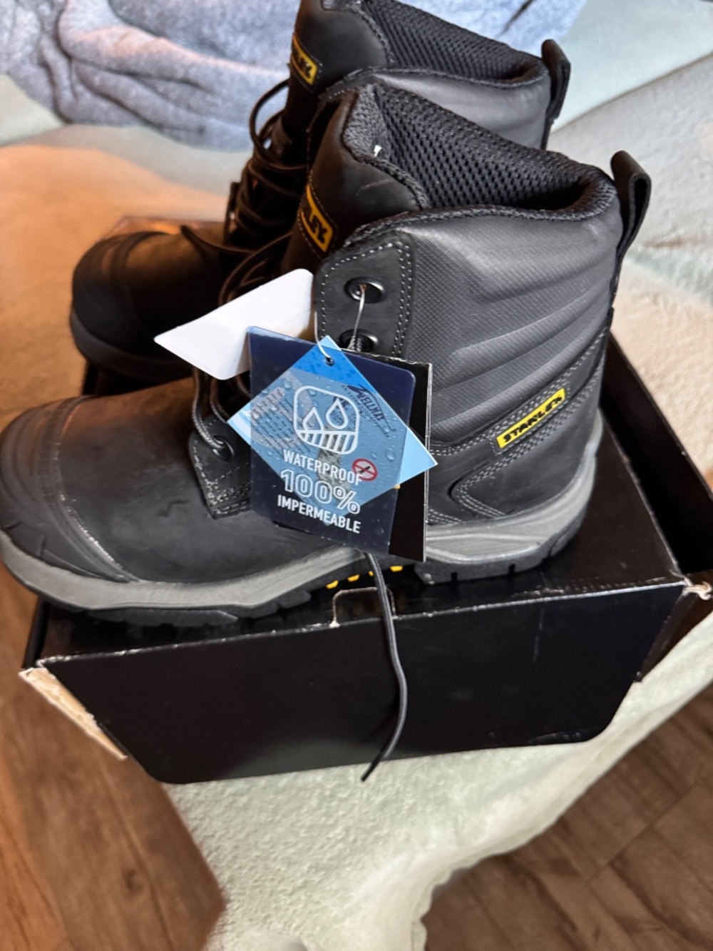 working boots - Picture 3 of 6